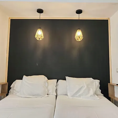 Casa Dalia 게스트하우스 마르베야