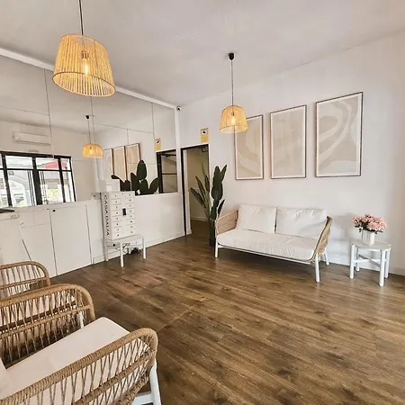 ゲストハウス Casa Dalia 3*