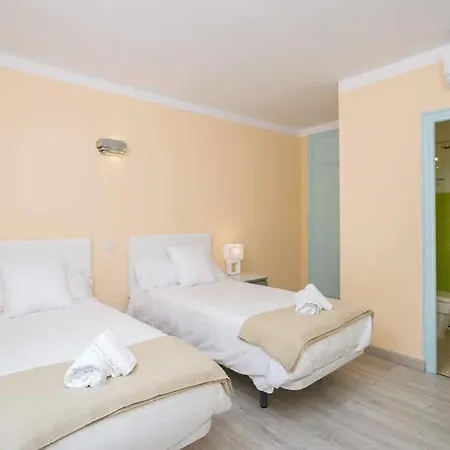 ゲストハウス Casa Dalia 3*